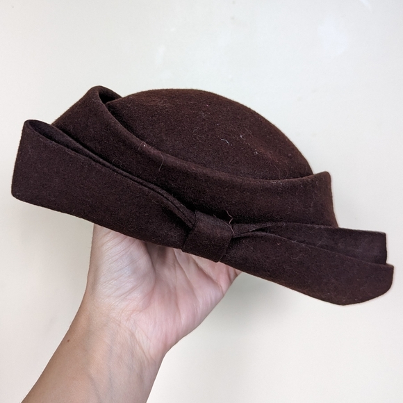 Vintage Accessories - 1940's WOOL TILT HAT 40's chocolate brown